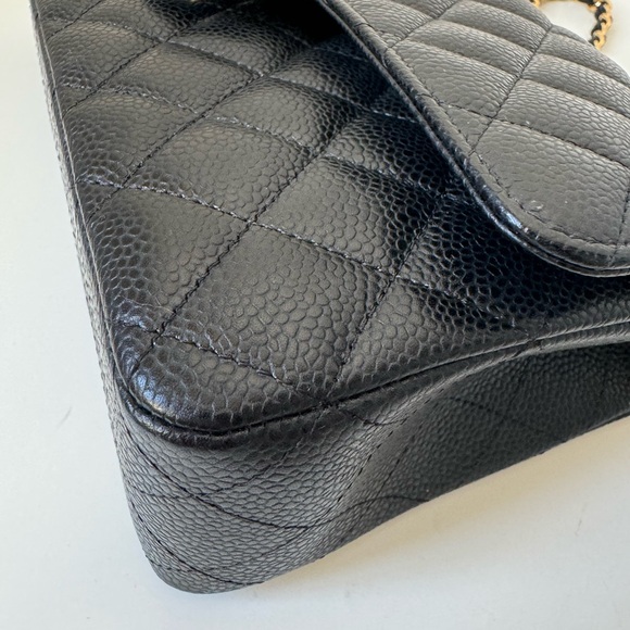SELLING CC CLASSIC M FLAP BAG - Picture 10 of 15